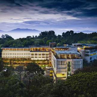 Padma Hotel Bandung - Hotel Romantis di Indonesia