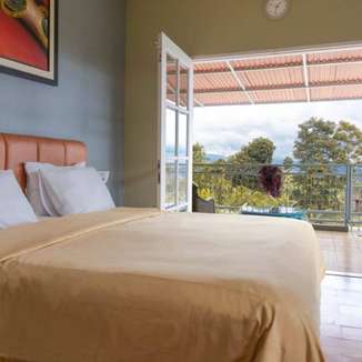 Alessandra Private Villa Syariah - Vila dengan private pool di Syariah