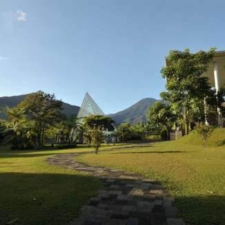 Amaryllis Boutique Resort - Hotel dengan pemandangan alam di Bogor