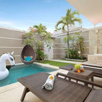 Bali Cosy Villa - Vila dengan Private Pool di Kuta