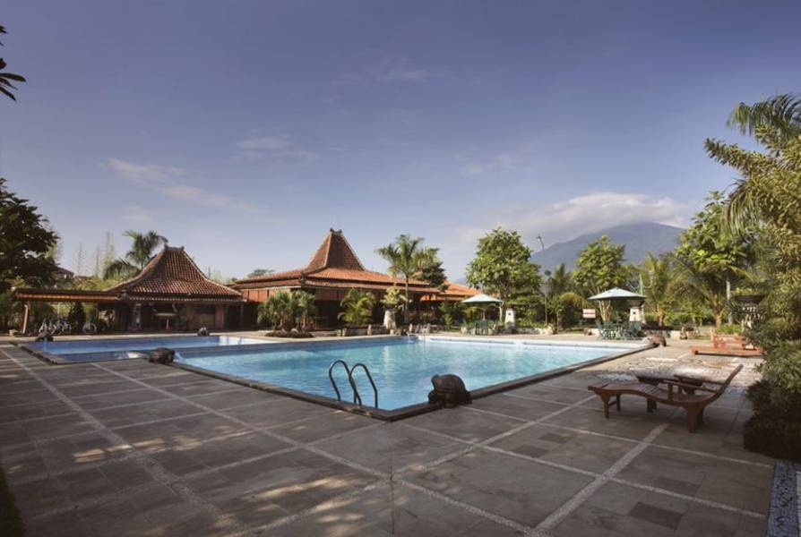 Melva Balemong - Hotel dengan pemandangan alam di Semarang