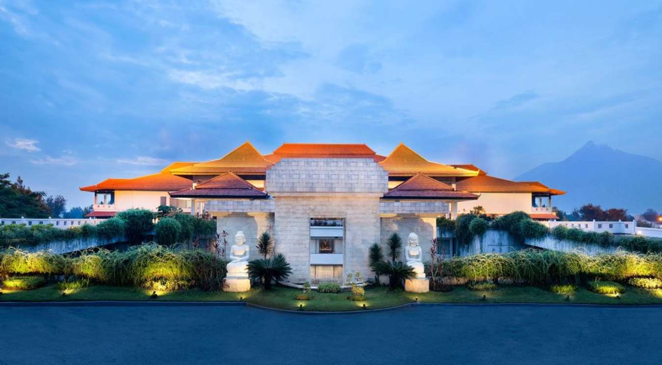 Sheraton Mustika Yogyakarta Resort & Spa - Hotel dengan pemandangan alam di Yogyakarta