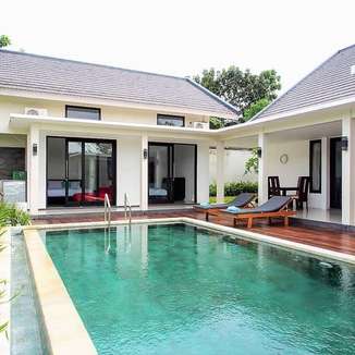 Villa Suriyah - vila dengan private pool di Lombok