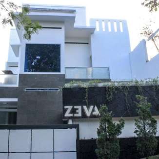 Zeva Villa Dago - Vila dengan private Pool di Bandung