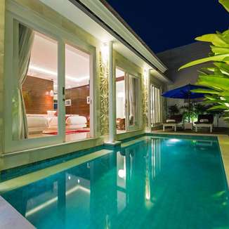 Bajra Bali Villa - Vila dengan Private Pool di Bali