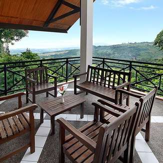 Gunung Geulis Cottages managed by Royal Tulip - Vila Romantis di Puncak