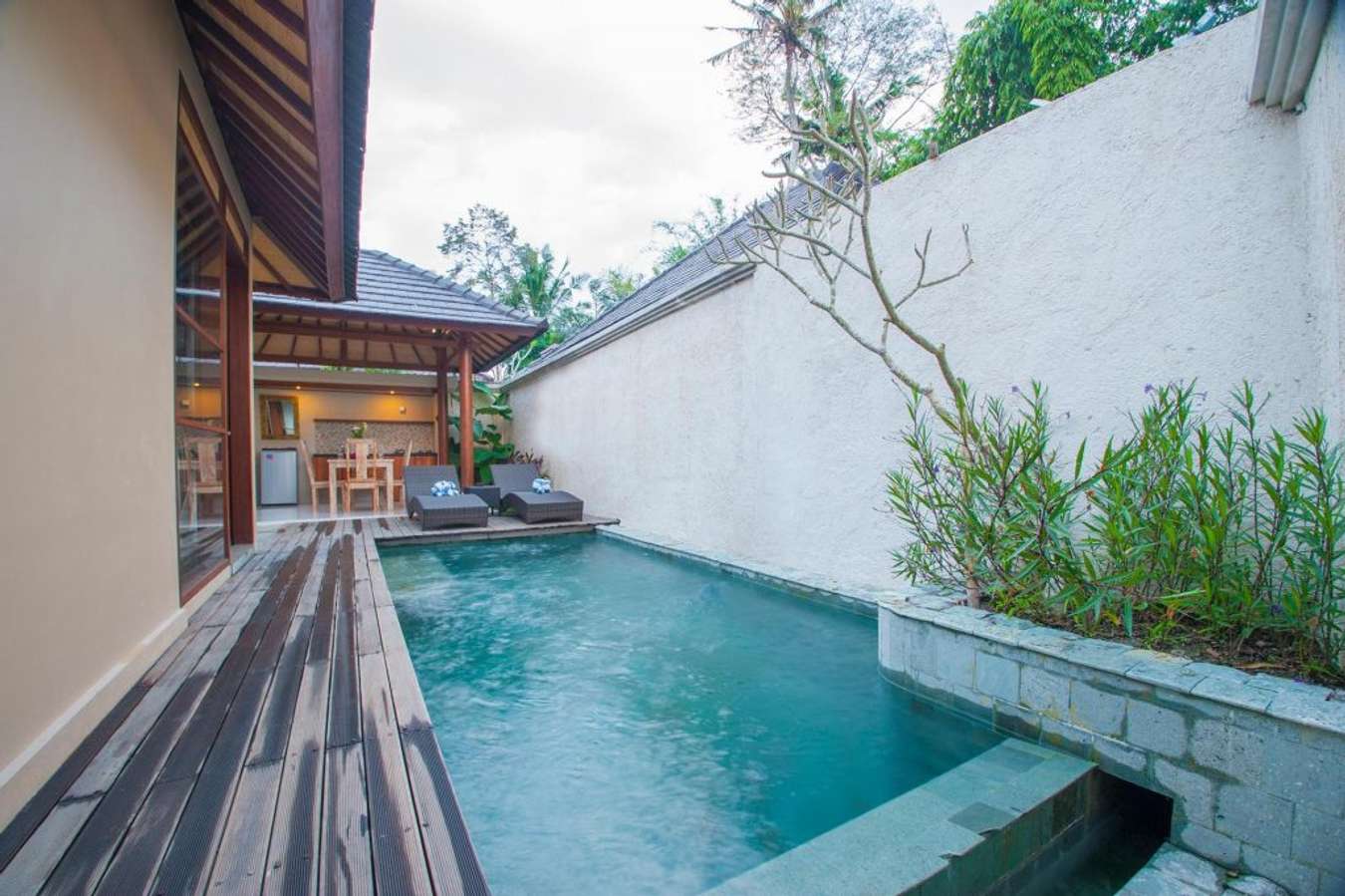 The Kampung Ubud Villa - Vila dengan private pool di Ubud