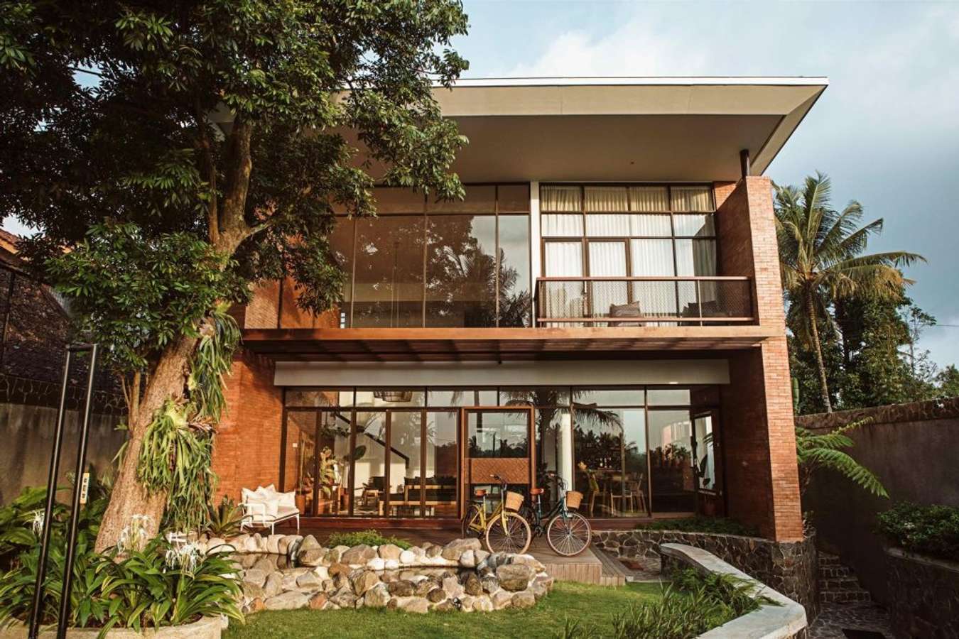 YATS Cocoon - Vila romantis di Yogyakarta