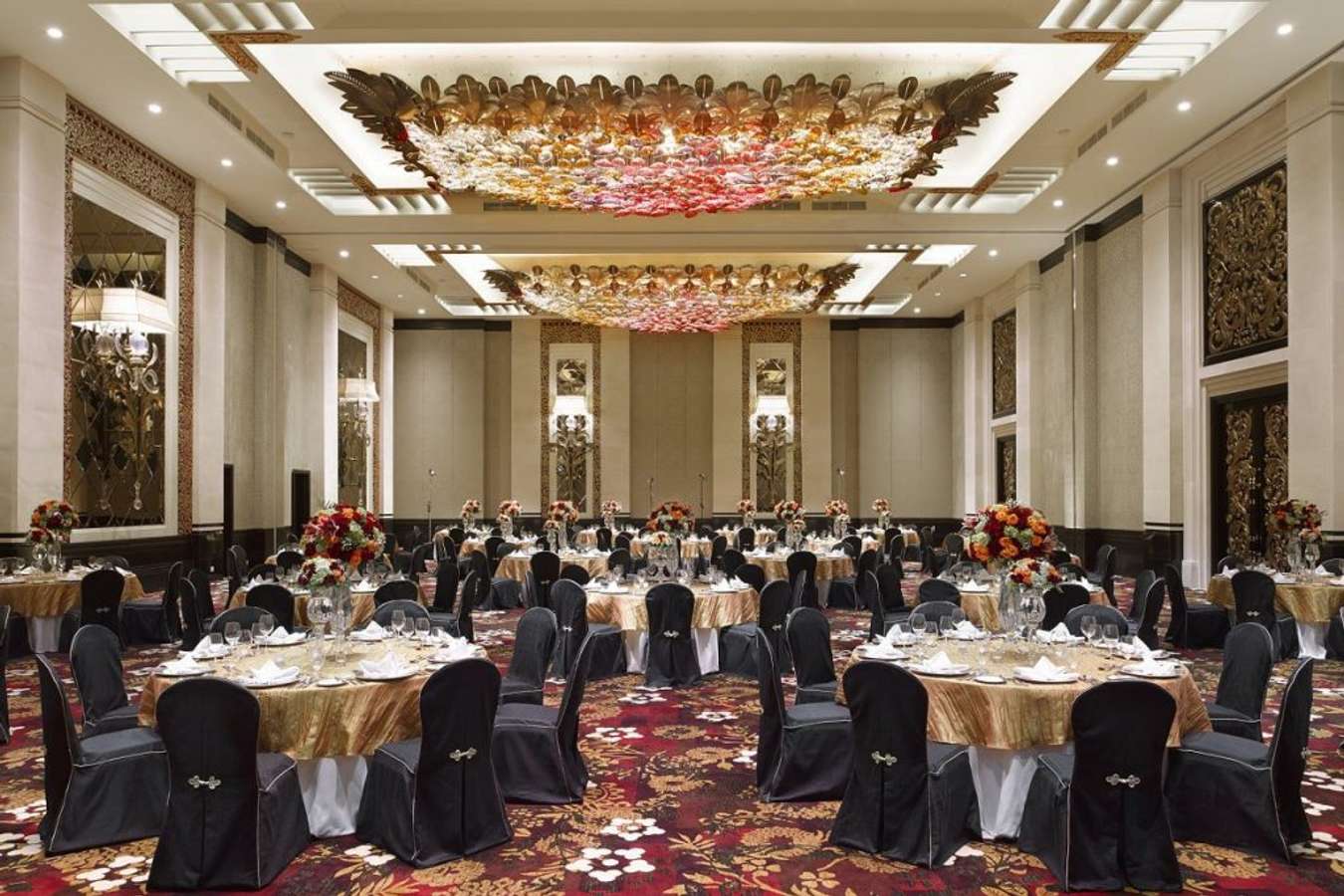 9 Rekomendasi Hotel Dengan Fasilitas Ballroom Di Bali