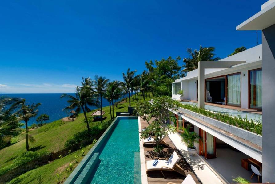 Malimbu Cliff Villa - Vila dengan Private Pool di Lombok