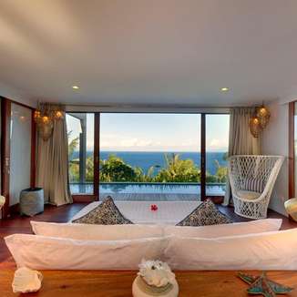 Malimbu Cliff Villa - Vila dengan Private Pool di Lombok