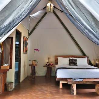 Maribaya Glamping Tent - Tempat Glamping di Indonesia