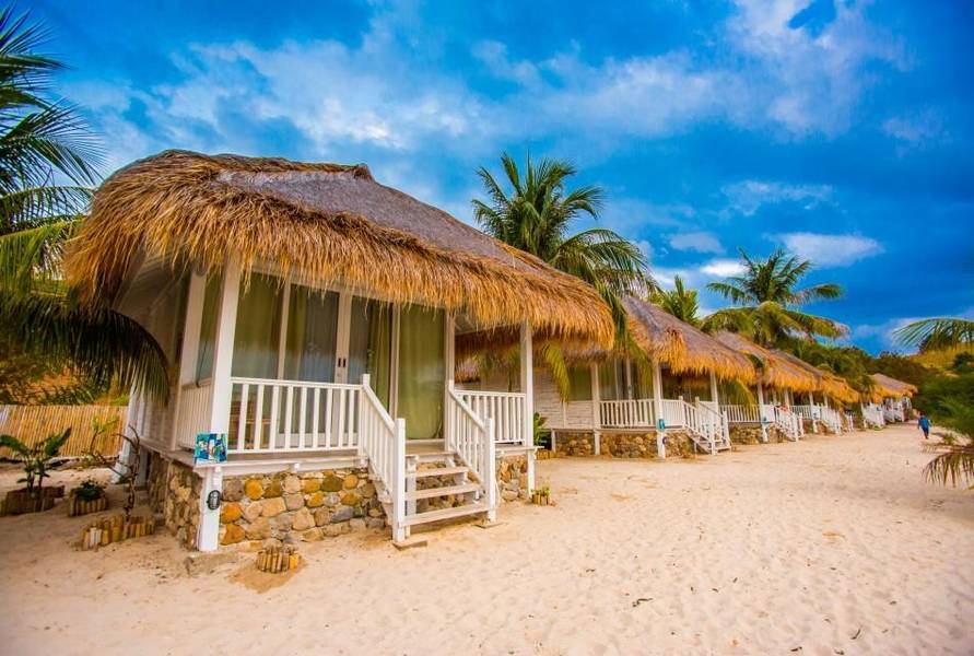 Sudamala Resort, Seraya, Flores - Hotel di tepi pantai di Labuan Bajo