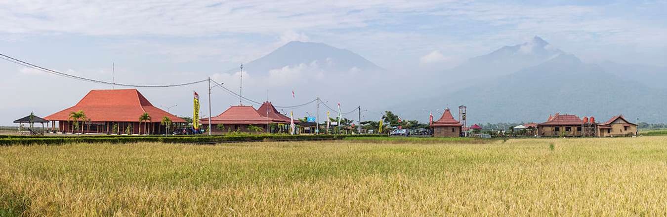 Destinasi Wisata Ambarawa - Kampung Rawa - Wikipedia