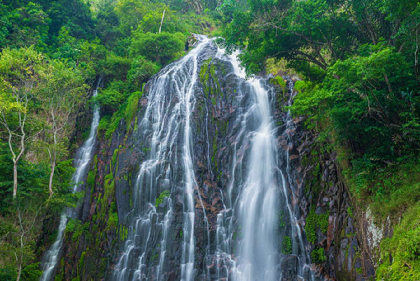 Destinasi Wisata di Danau Toba - Air Terjun Efrata