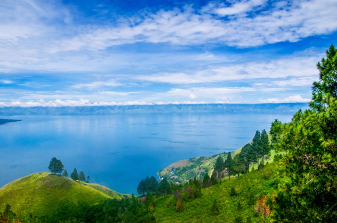 Destinasi Wisata di Danau Toba - Bukit Indah Simarjarunjung