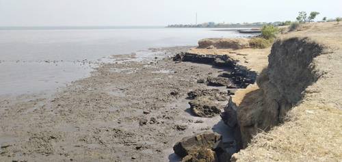Destinasi Wisata di Pasuruan - Pantai Lekok