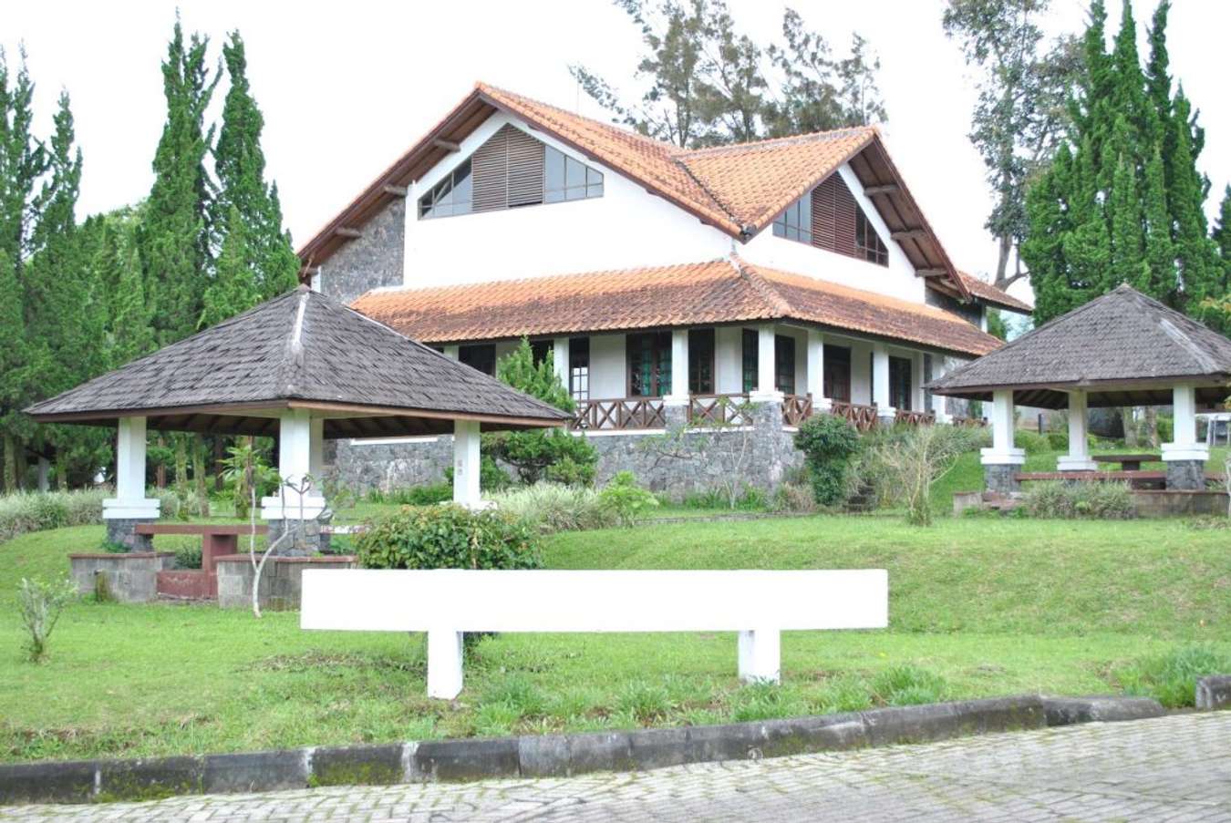 Berlian Resort Cipanas - Hotel Rp100rb-an di Puncak