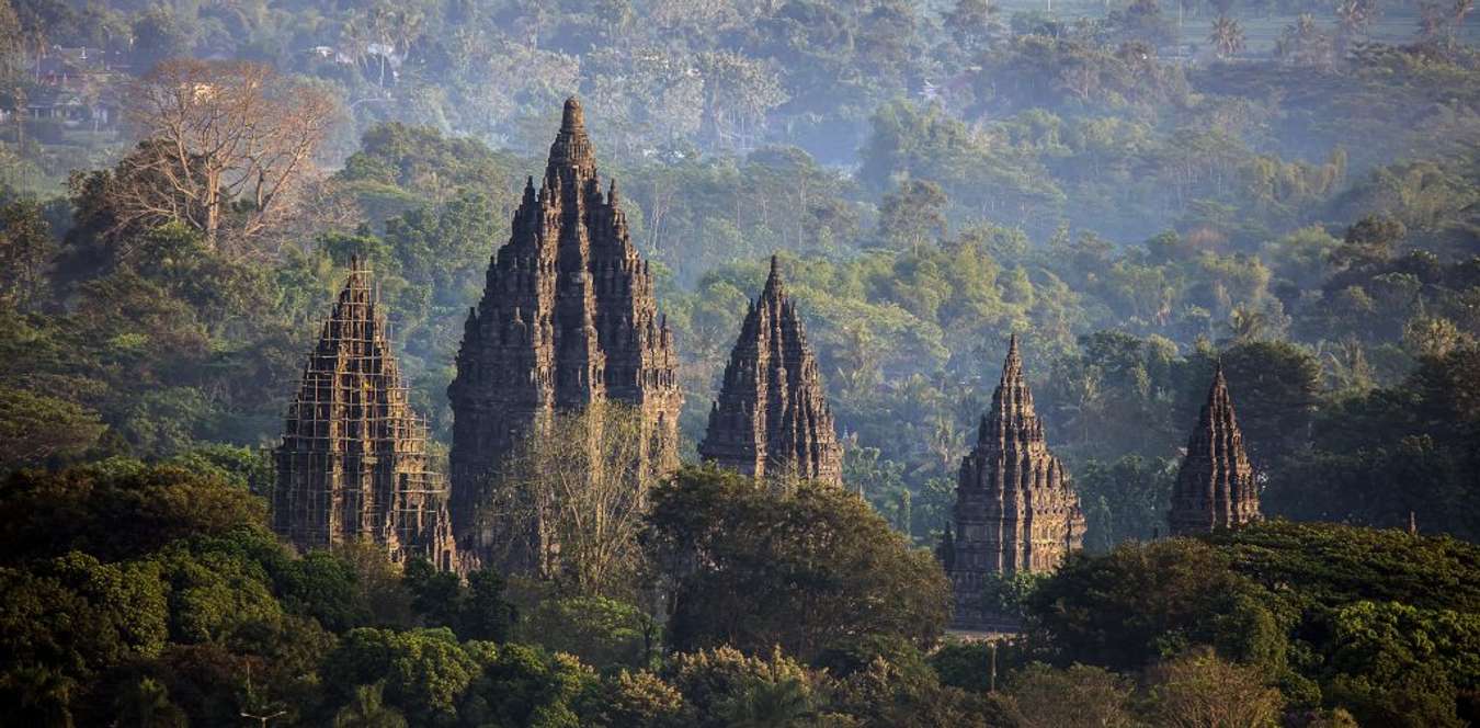 Panduan Wisata Candi Prambanan - Traveloka Xperience