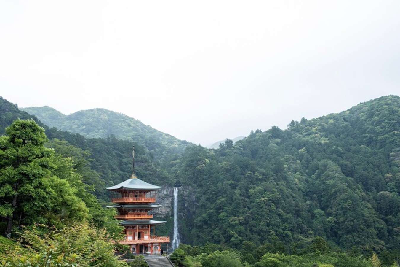 Osaka mùa nào cũng có nét đẹp riêng