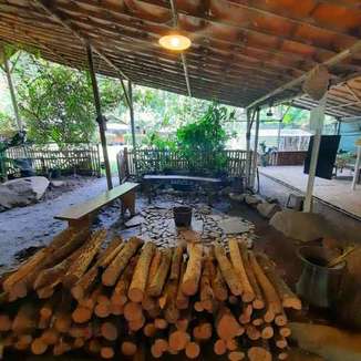 Tempat Glamping di Puncak - Herman Lantang Camp