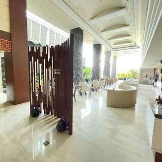 Hotel Malang dekat Tempat Wisata - Ascent Premiere Hotel and Convention