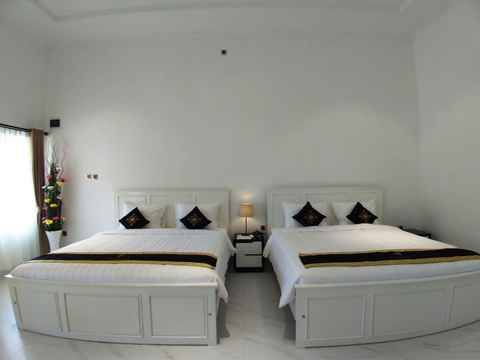 Chevilly Resort & Camp