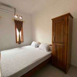 Hotel Murah di Tangerang - OYO 90846 Guesthouse Bintaro Asri Syariah