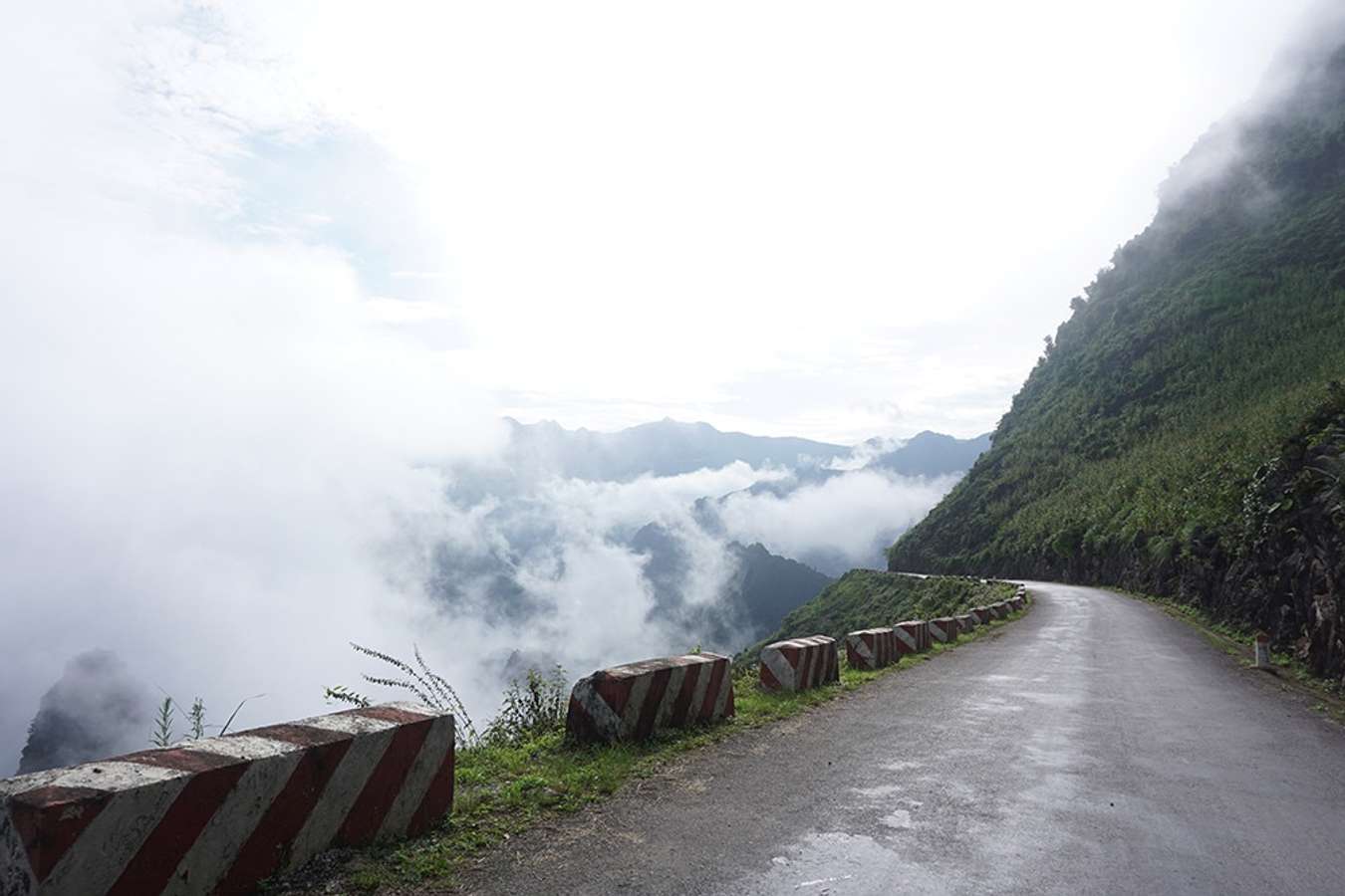 Cloud hunting at Ma Pi Leng