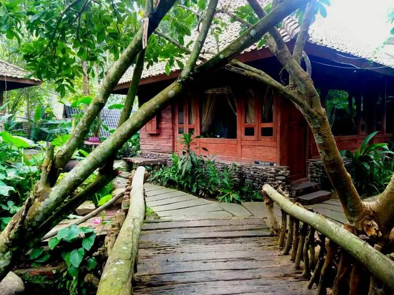 Imah Seniman Resort