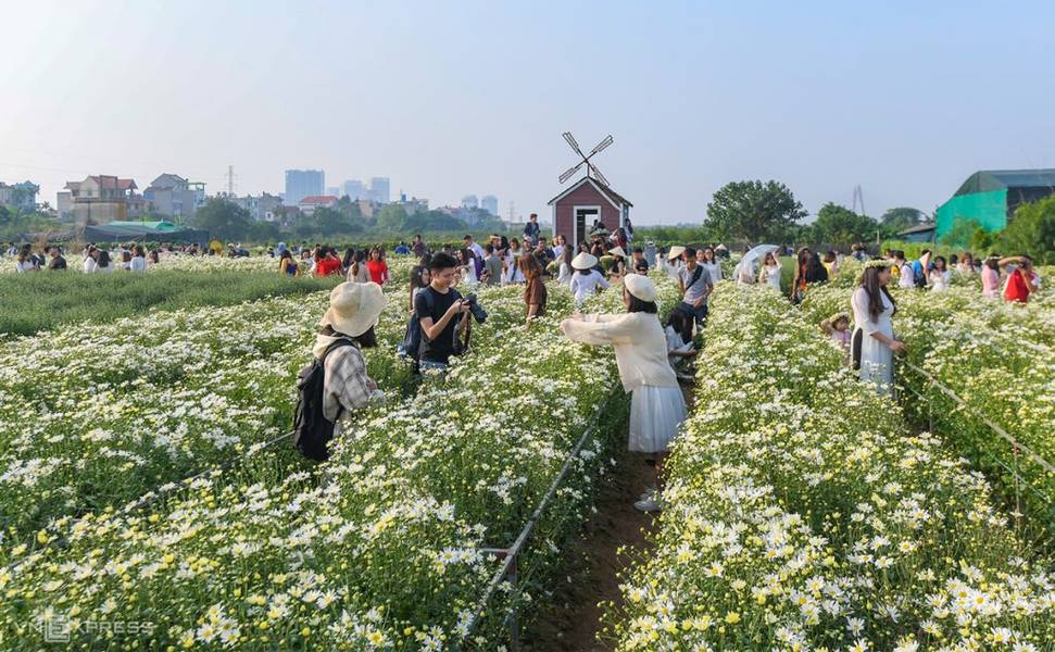 Top 5 địa điểm vui chơi Hà Nội mở xuyên Tết