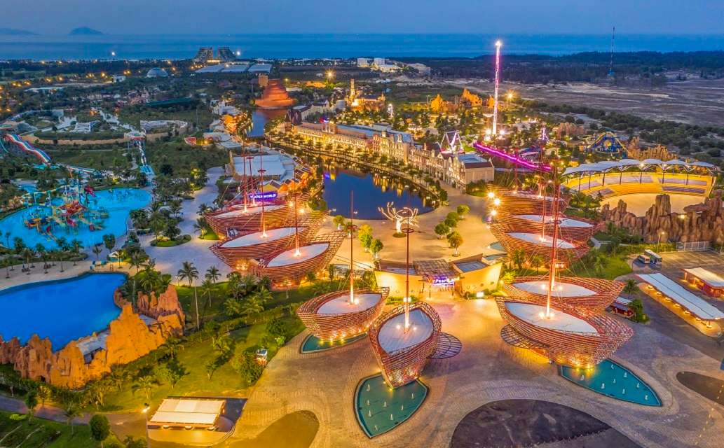 VinWonders Nam Hội An: Giá vé, kinh nghiệm vui chơi 2026