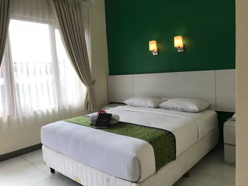 Vila Keluarga Murah di Bandung - The Radiant Villa & Function Hall