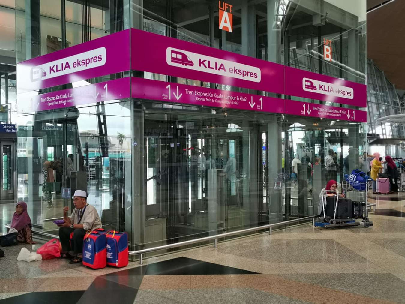 Hệ thống tàu hiện đại tại Malaysia