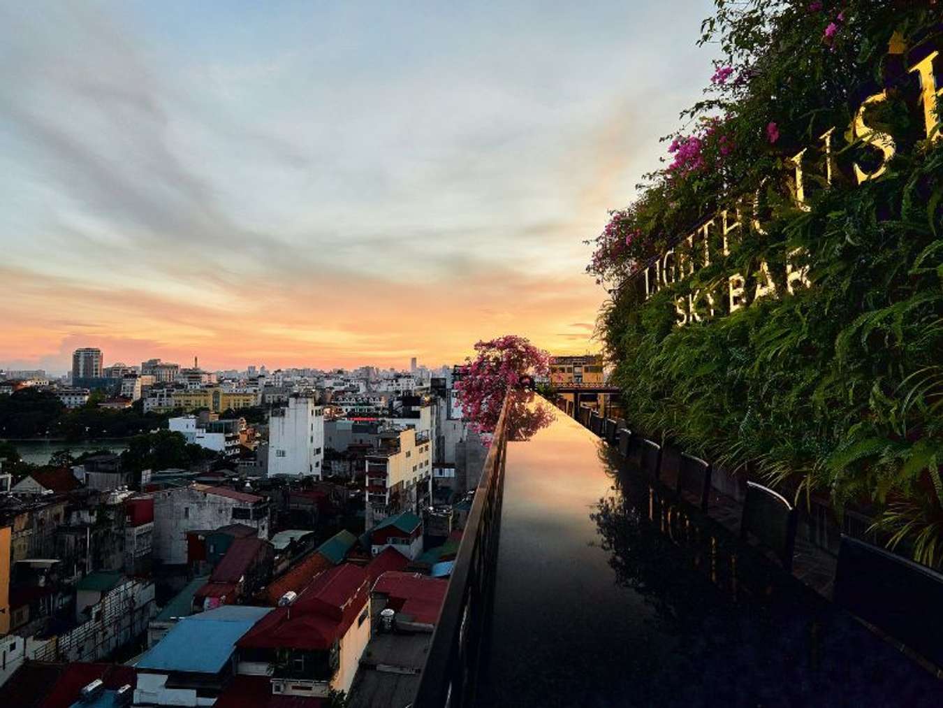 rooftop bar hà nội