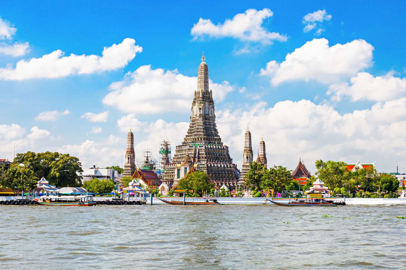 Wat Arun - Hotels with Bathtub in Bangkok