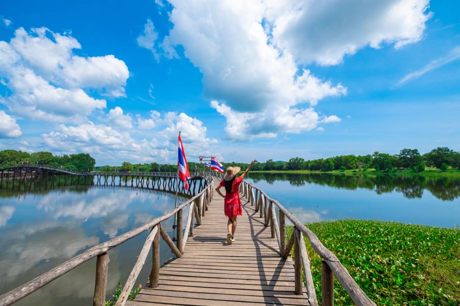 สะพานไม้เคี่ยม