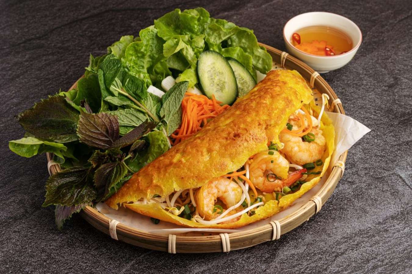 Top 15 Vietnamese Snacks Made with Rice/Flour