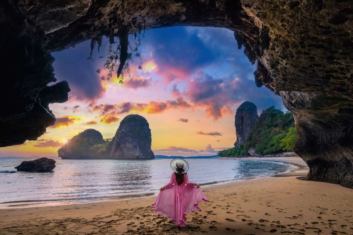 7 địa điểm nhất định phải đi khi đến Thái Lan 20 Hoàng hôn ở biển Railay