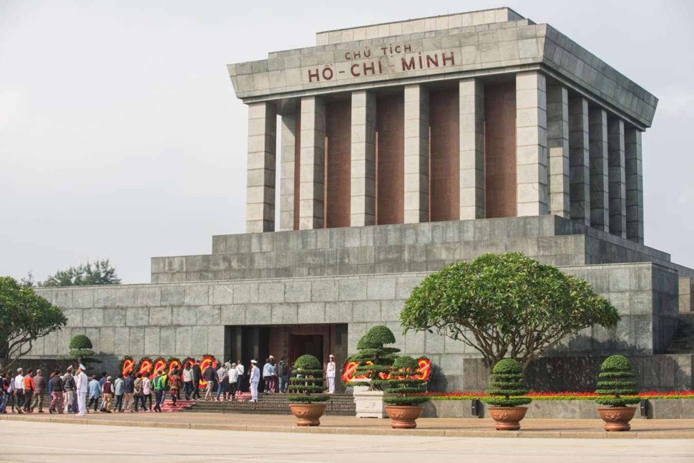 Lăng Chủ tịch Hồ Chí Minh - trái tim của dân tộc Việt Nam