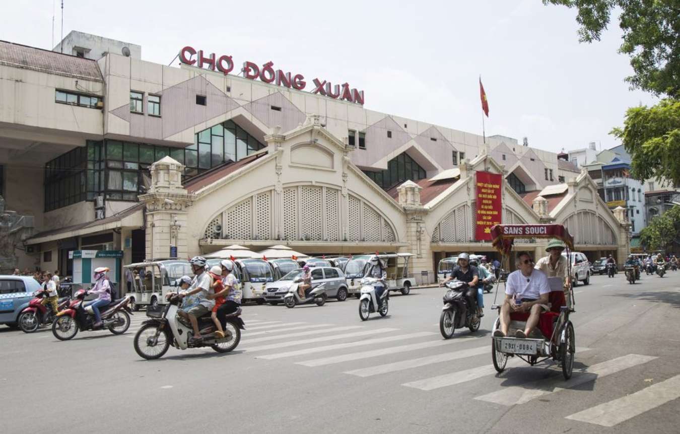 Chợ Đồng Xuân: trung tâm mua sắm hàng đầu ở Thủ đô Hà Nội