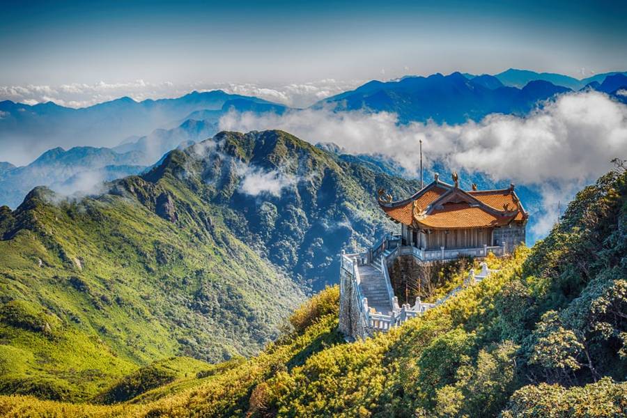 Đường lên đỉnh núi Fansipan