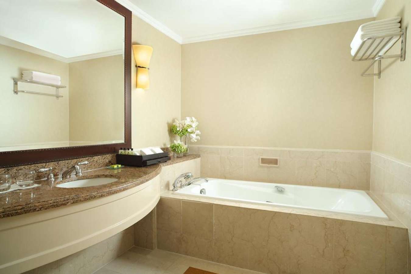 InterContinental Kuala Lumpur - KL Hotel with Bathtub