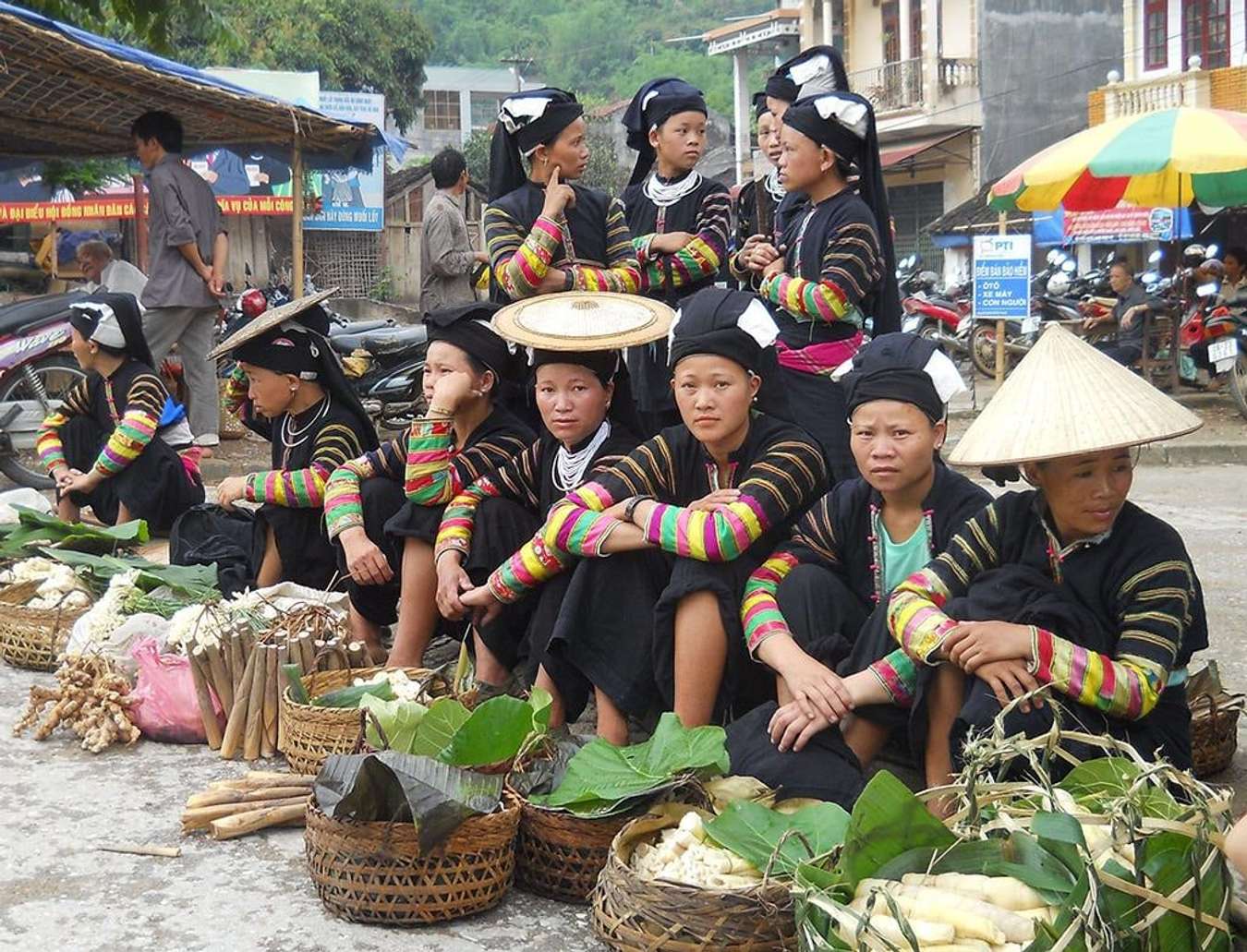 Chợ phiên Phố Đoàn