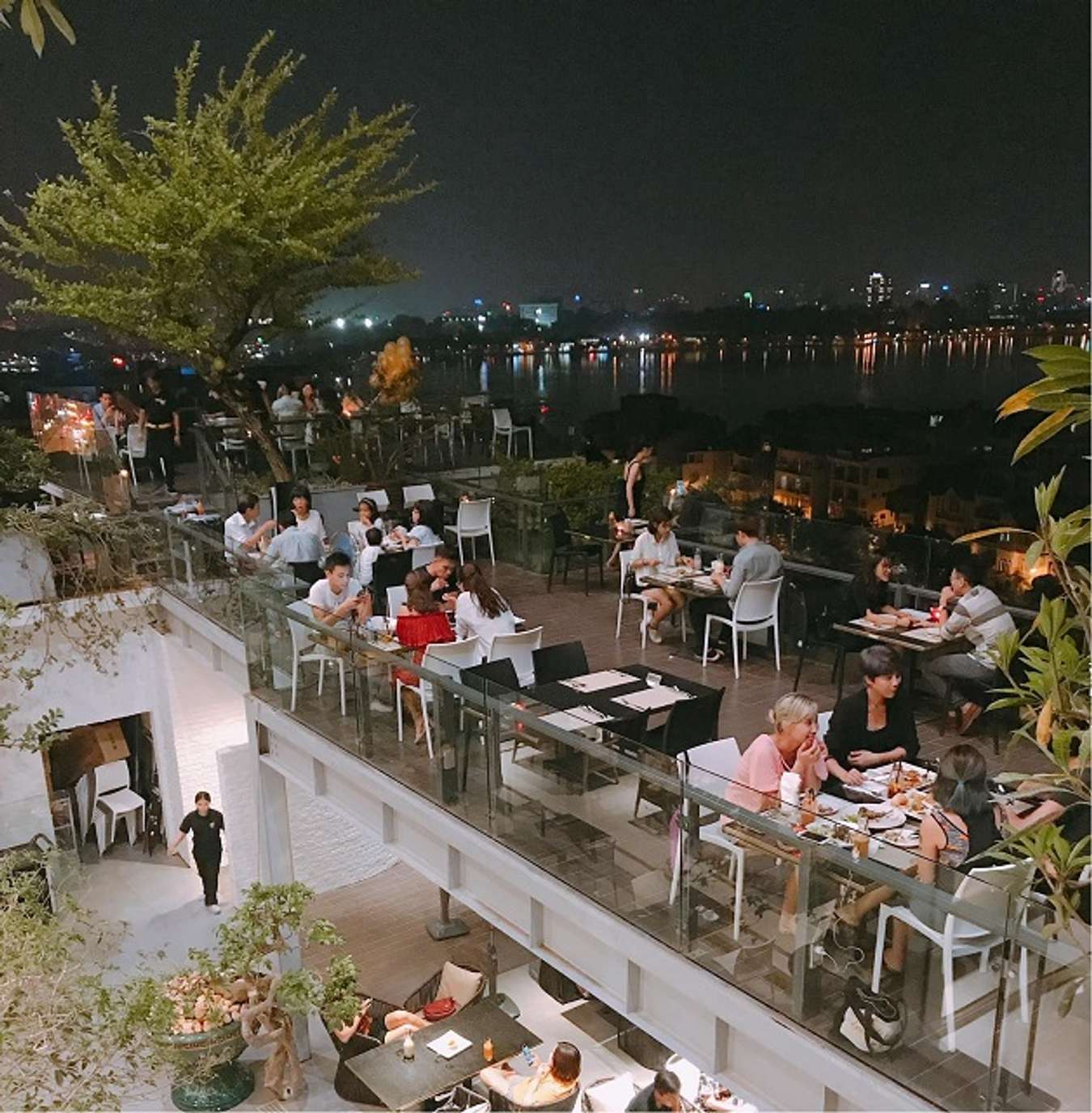 15 quán cafe view đẹp Hà Nội - đến là không muốn về