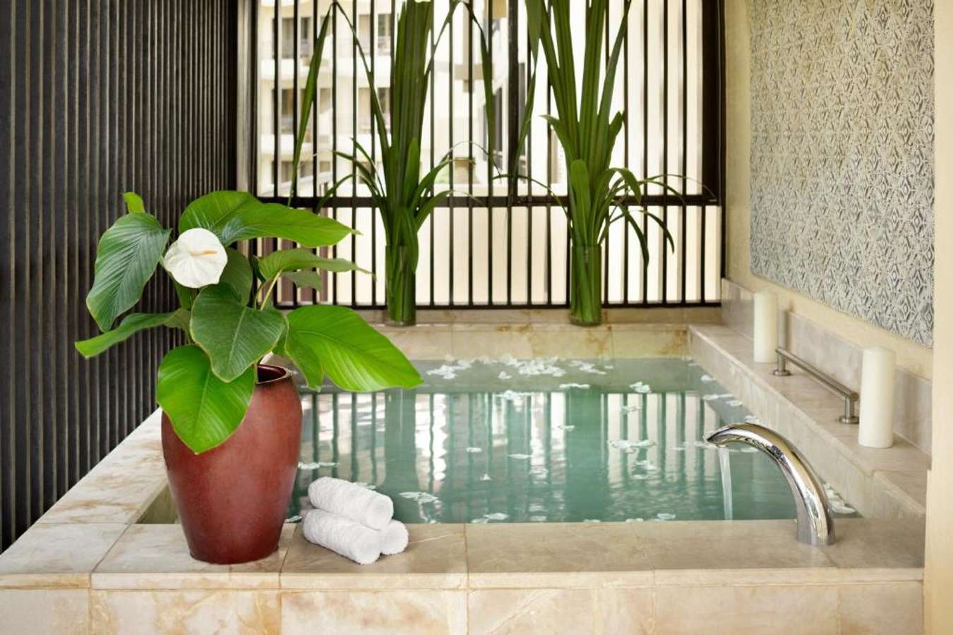 Shangri-La's Rasa Sayang Resort and Spa, Penang - Hotel with Private Pool Malaysia