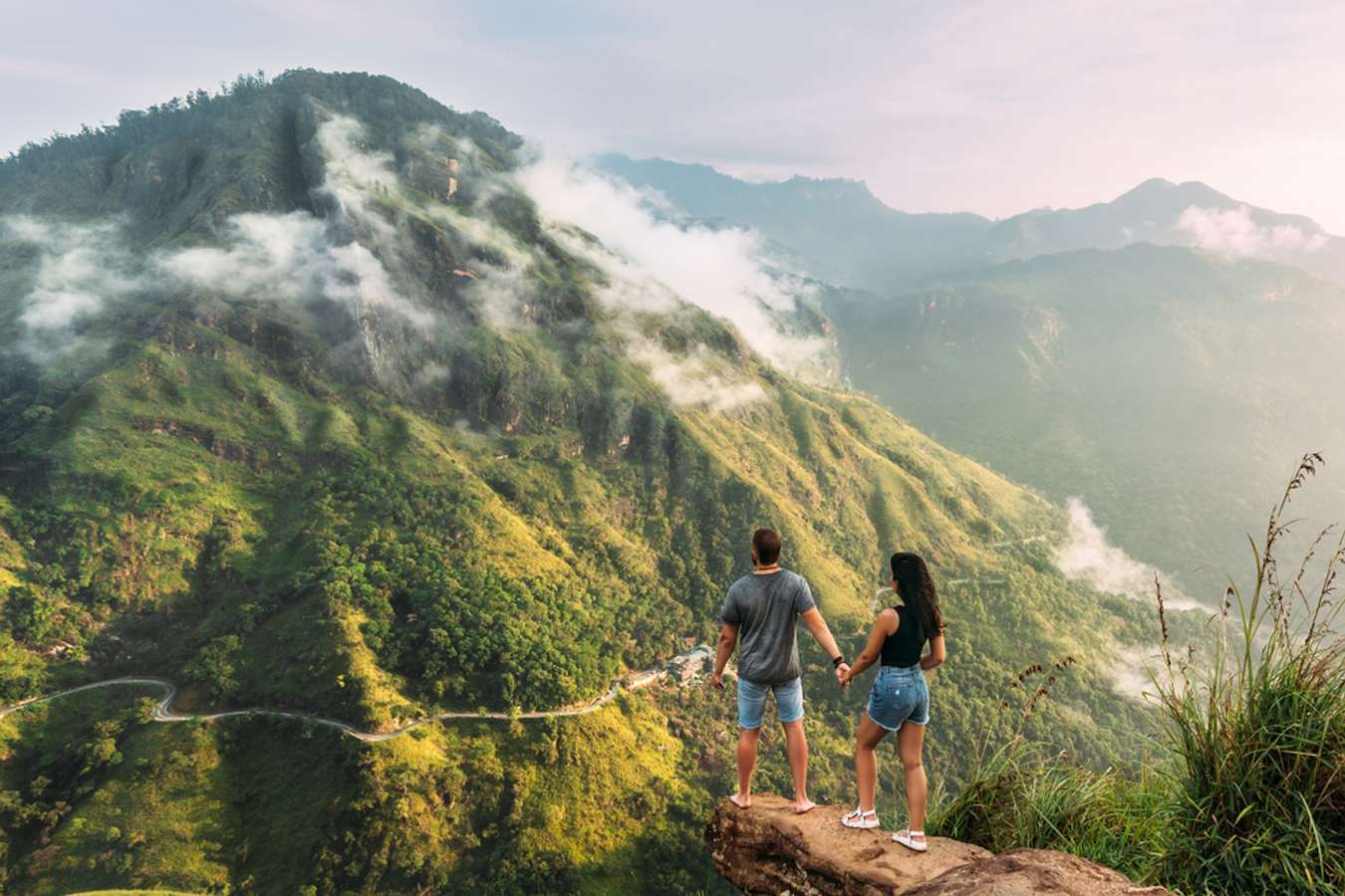 Nuwara Eliya, Sri Lanka - Best Place for Honeymoon