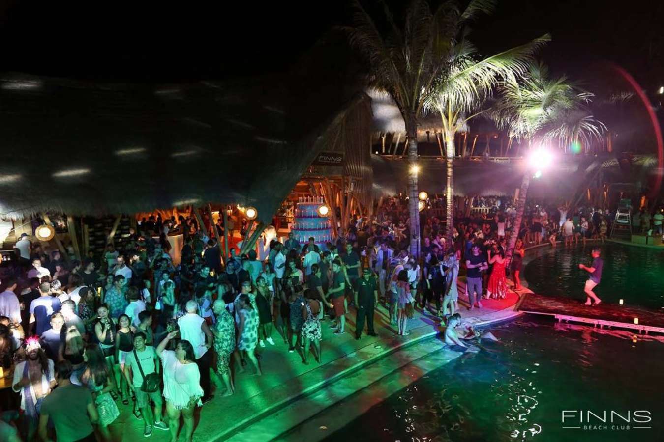 Finns Beach Club Bali - Beach Club Bali