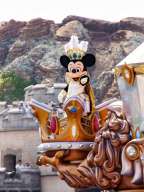 tour jepang disneyland 2023