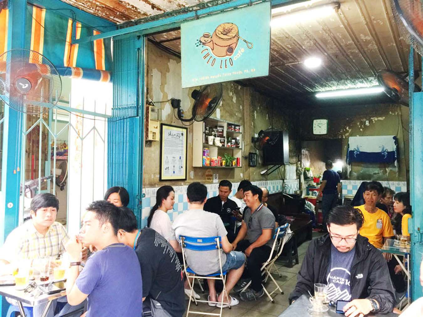 cafe vợt Sài Gòn